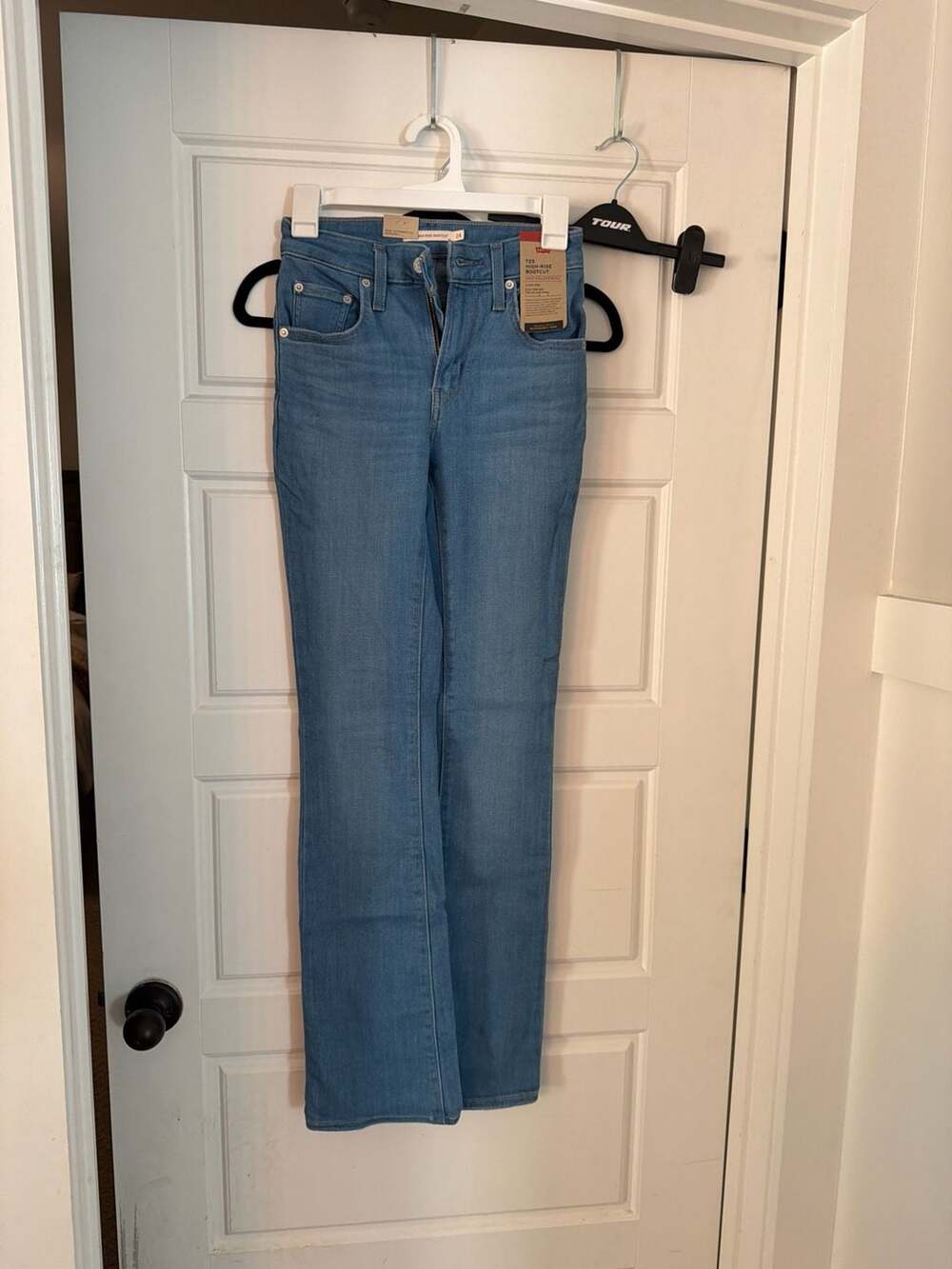 Levi's 725 High-Rise Bootcut Jeans with Stellar Stretch 24x32